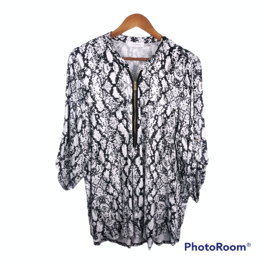 Calvin Klein Roll - Tab - Sleeve Zip - front, Black and white print, Size -XL